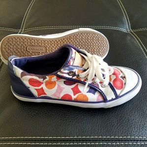 SOLD! Size 6 Coach Lace Up Fashion Sneakers